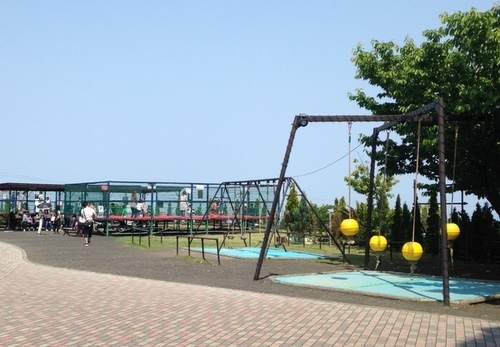 静岡 伊豆ぐらんぱる公園 遊園地とアスレチック 子育て日記 室内施設 こどもの遊び場を紹介